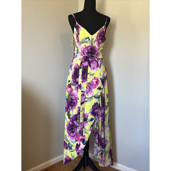 Badgley Mischka Dresses & Skirts - Badgley Mischka dress Size 4 Green/purple color floral patterns asymmetrical